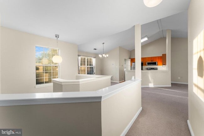 Building Photo - 731 Cedar Crest Dr