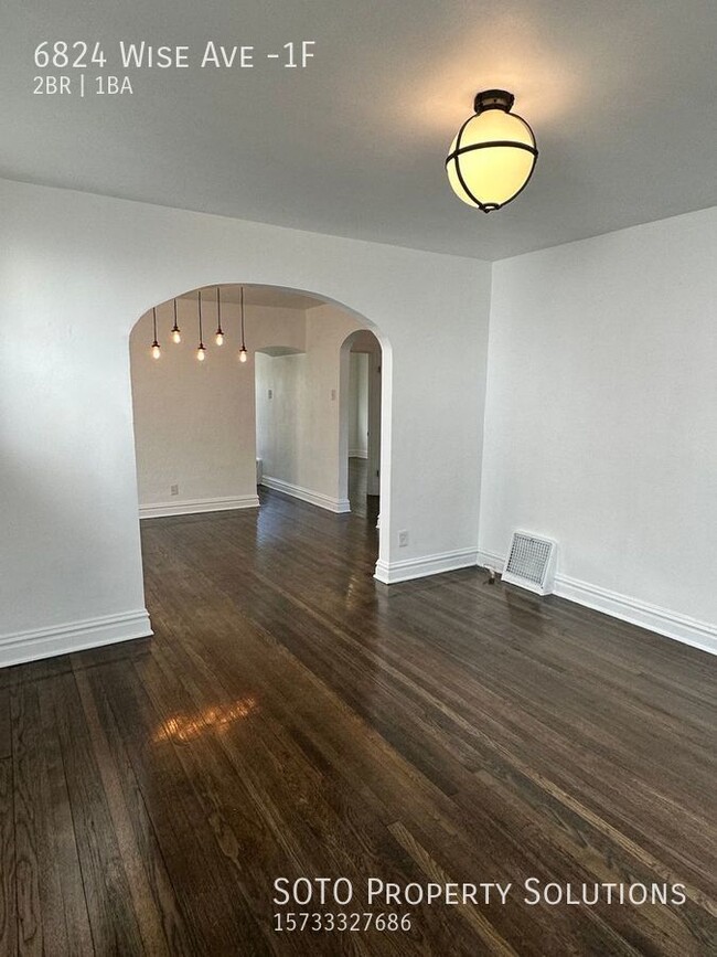 Building Photo - REMODELED 2 Bed 1 Bath spacious home in Hi...