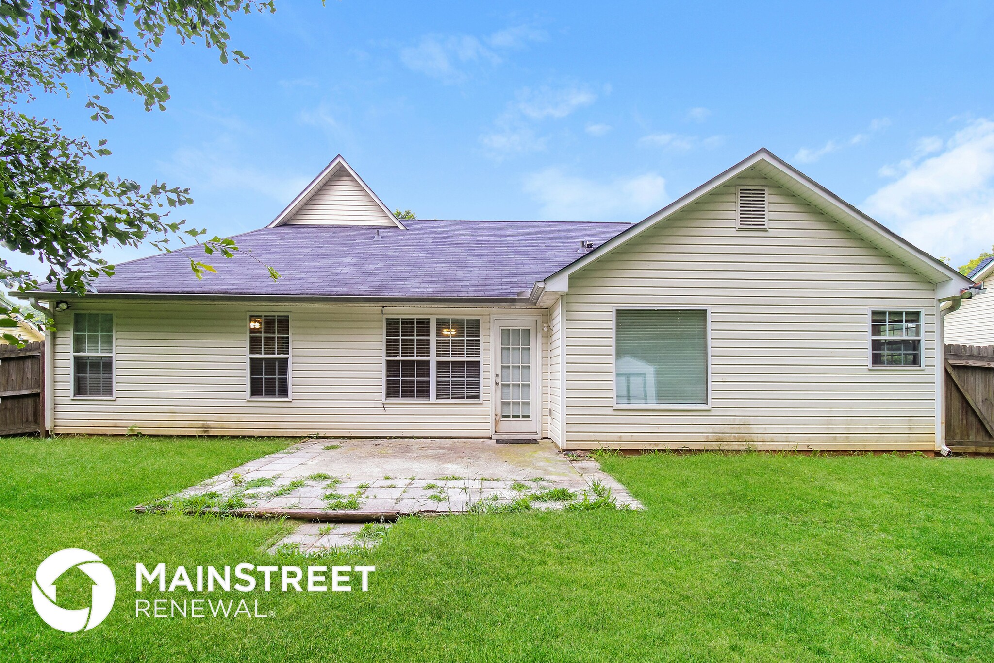Building Photo - 220 Wynfield Dr