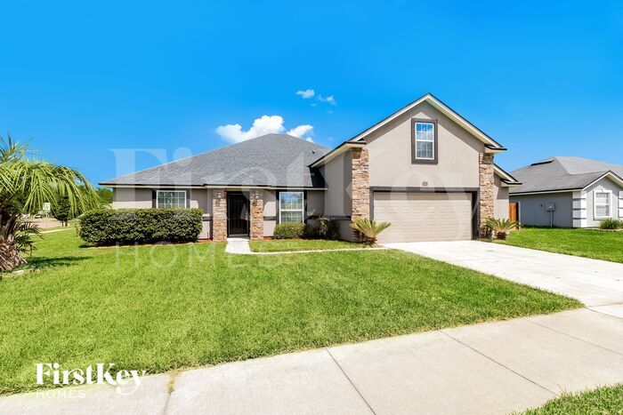 Primary Photo - 2612 Royal Pointe Dr