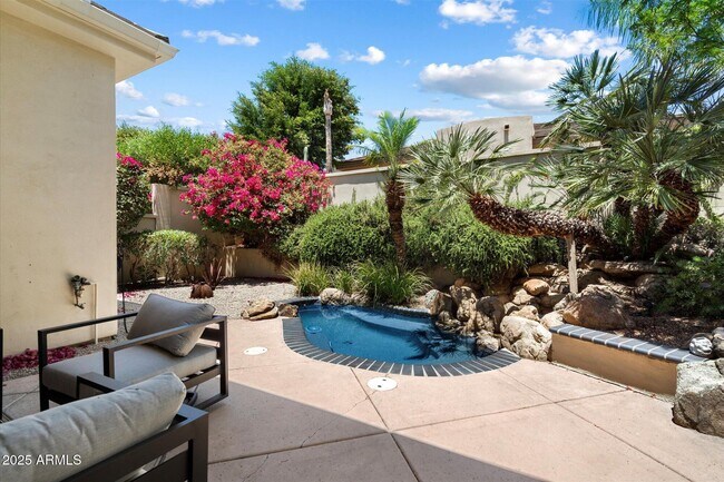 Building Photo - 8224 E Angel Spirit Dr