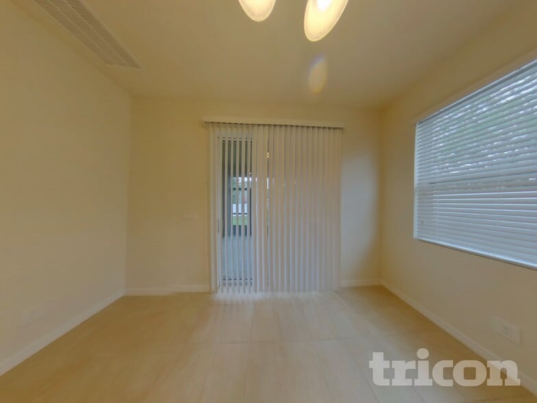 Building Photo - 697 Preakness Cir