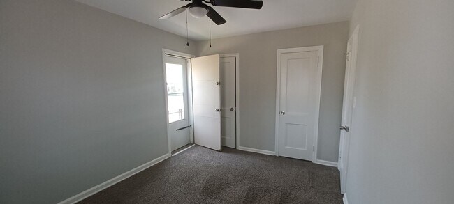 Building Photo - Beautiful 1 bedroom apartment close I-675