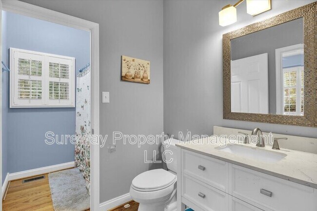Building Photo - 113 Lighthouse Ln