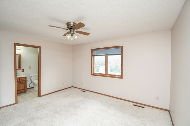 Building Photo - 26118 467th Ave