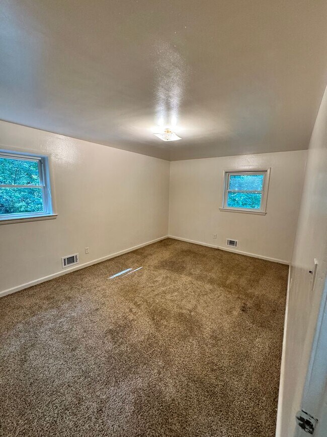 Building Photo - Close to uptown Shelby, NC (Still to compl...