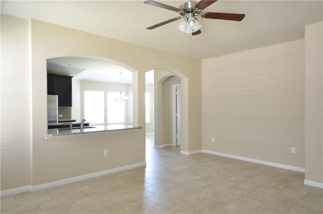 Building Photo - 12105 Harpster Bend