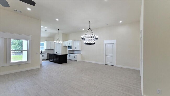 Building Photo - 108 Tralee Ln