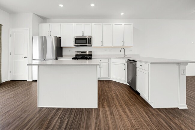 Building Photo - 25720 W Yorkshire Dr