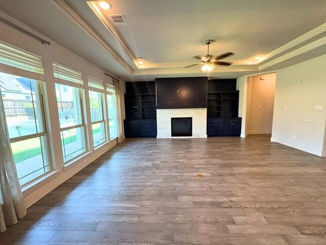 Building Photo - 2151 Lassen Dr