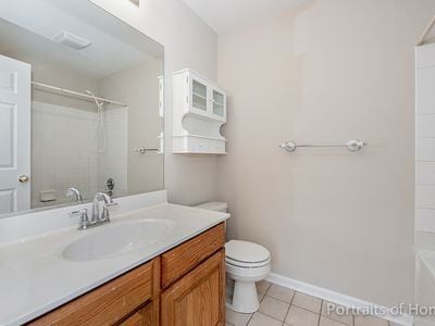Building Photo - 1086 Park Hill Cir