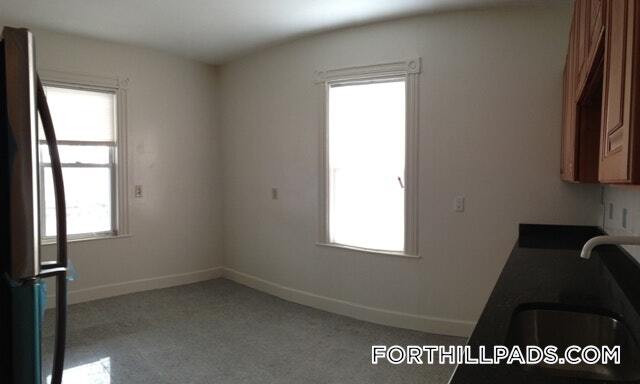 Building Photo - 190 Highland St