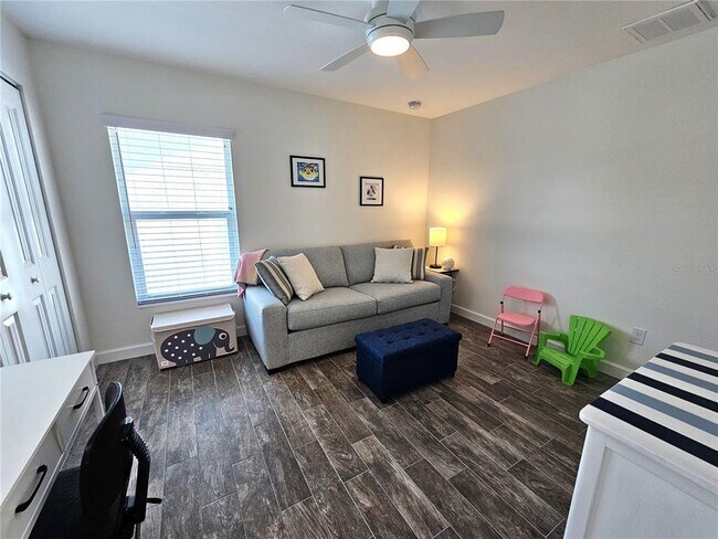 Building Photo - 7436 Michael St