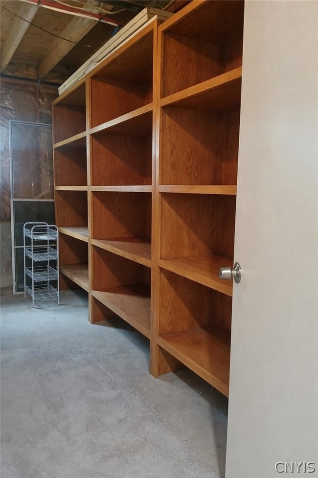 Building Photo - 8244 Mantova Dr