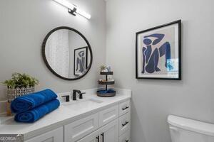 Building Photo - 2328 Mason Dr