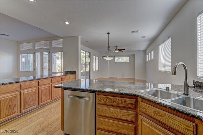 Building Photo - 10650 Alpine Frost Ct