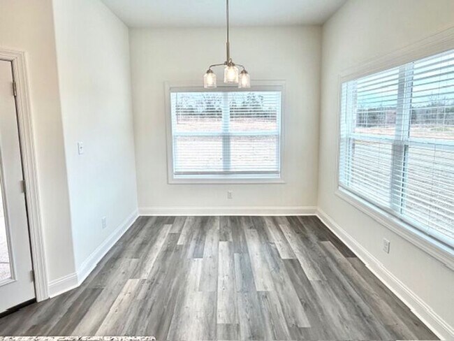 Building Photo - Move In Special! Now Leasing a Brand New 5-Bedroom 3 Bath Home in Oakland