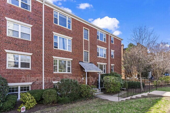 Building Photo - 1404 12th St N