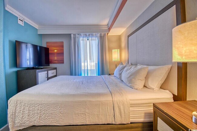 Building Photo - 7200 N Ocean Blvd