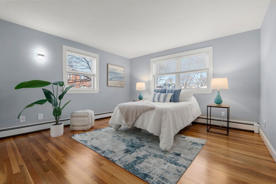 Building Photo - 32 Whitman Rd