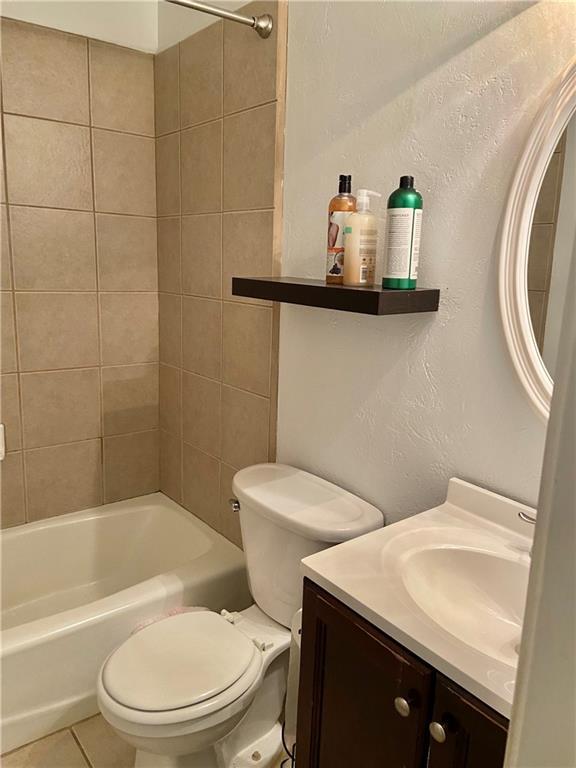 Building Photo - 1679 Rangewood Dr SW