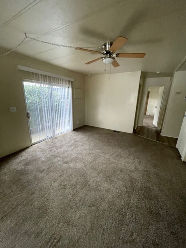 Building Photo - FOR RENT!!!