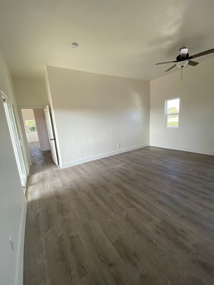 Building Photo - 3346-50 Jemez Dr