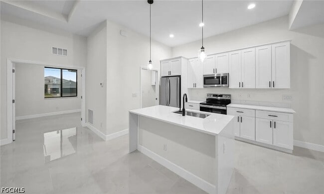Building Photo - 16229 Cape Horn Blvd