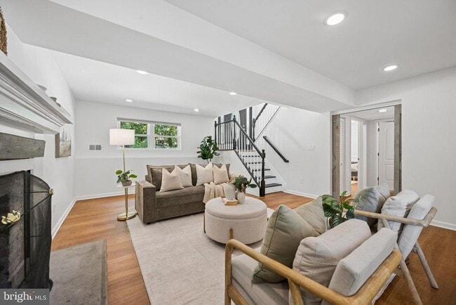 Building Photo - 1365 Moyer Rd