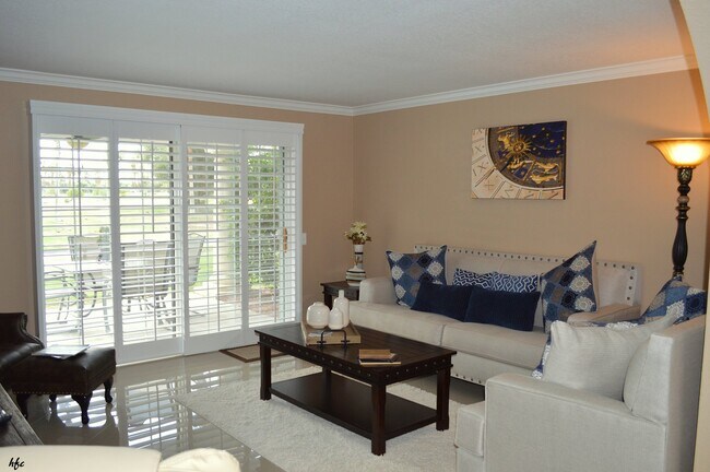 Building Photo - Mesquite Country Club Furnished End Unit. ...