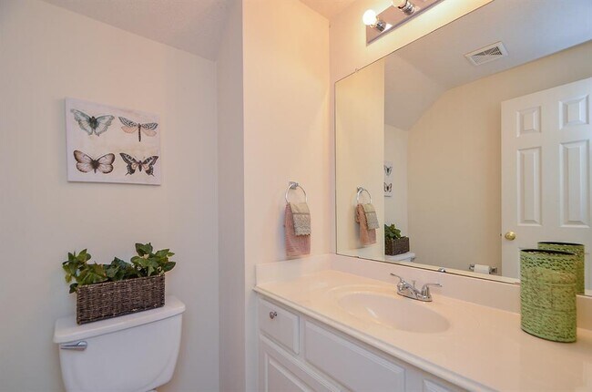 Building Photo - 25542 China Springs