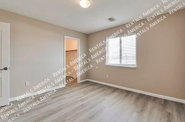 Building Photo - 3387 W Broward Trail