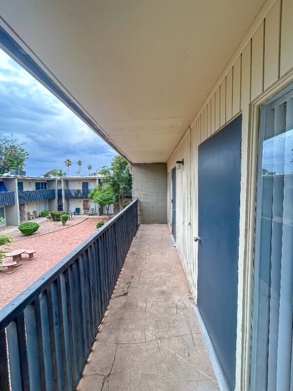 Building Photo - 6802 N 17th Ave