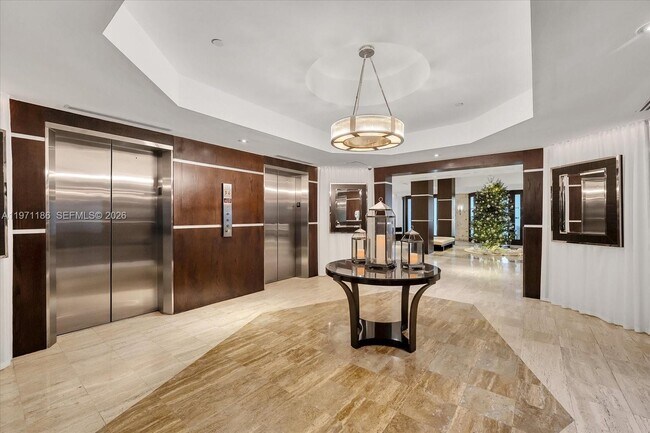 Building Photo - 2451 Brickell Ave