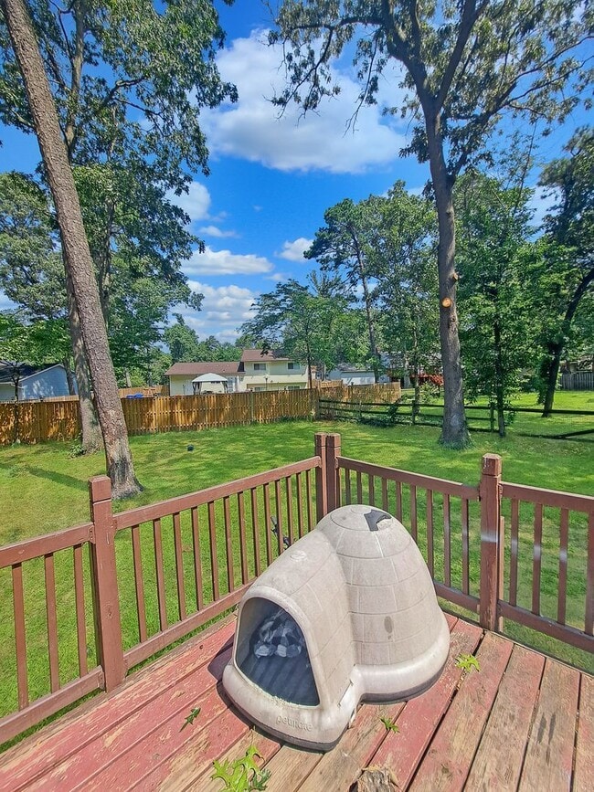 Building Photo - 5209 Vaughan Ct