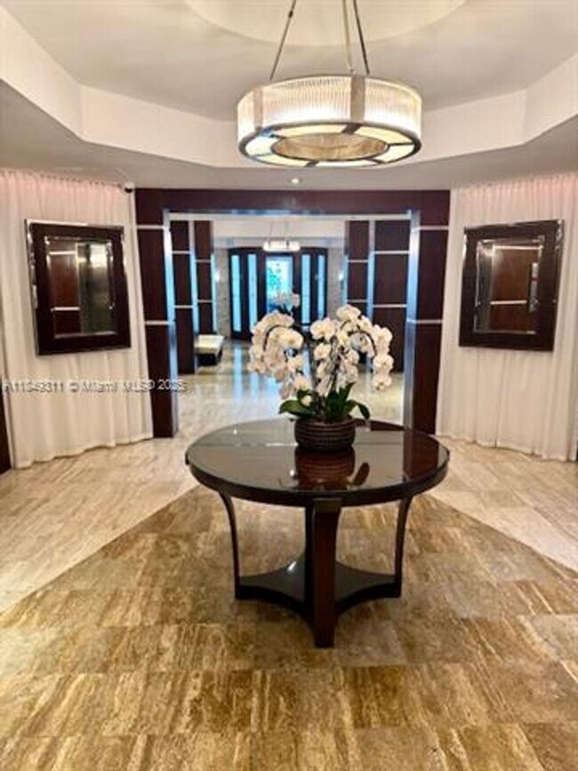 Building Photo - 2451 Brickell Ave