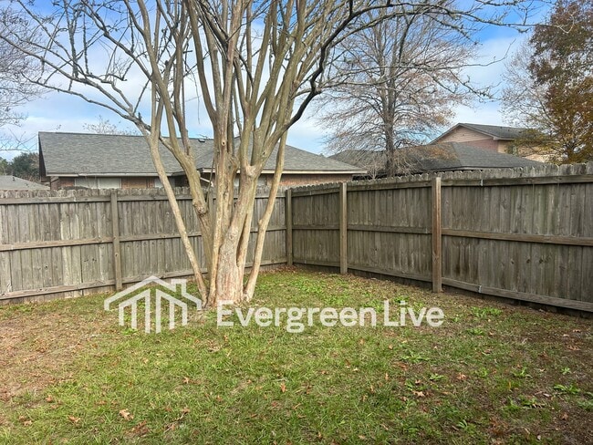 Building Photo - 72 Voda Ct