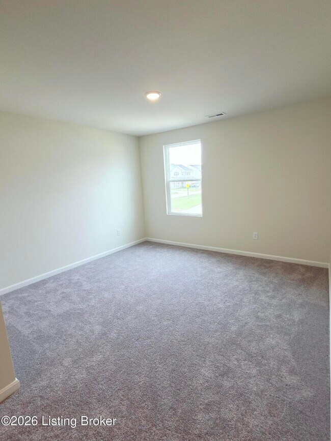 Building Photo - 11144 Castlebrook Dr