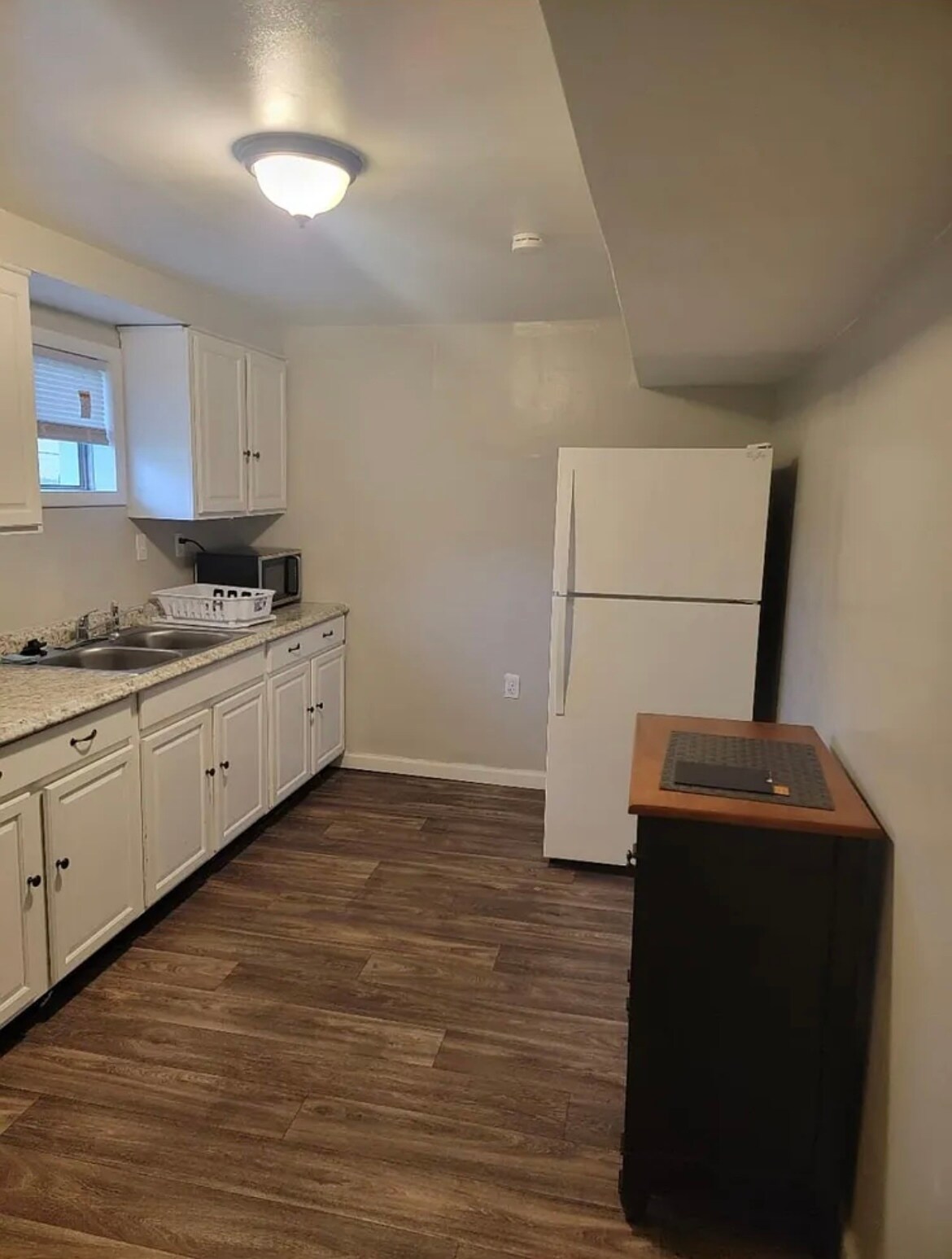 Building Photo - 10208 Farrar Ave