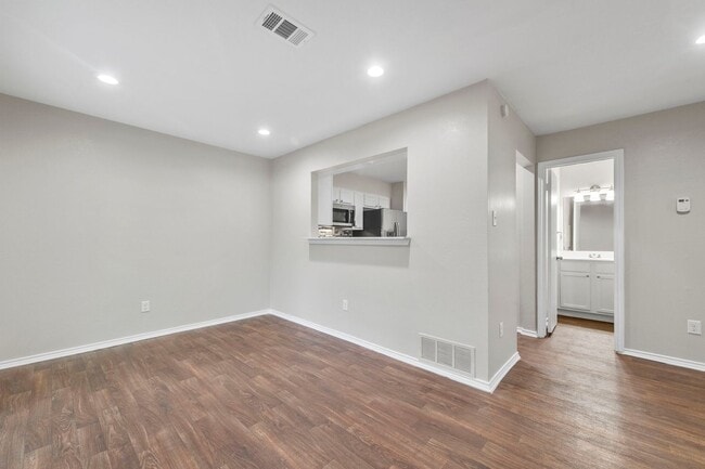 Building Photo - 13314 Goodland Pl