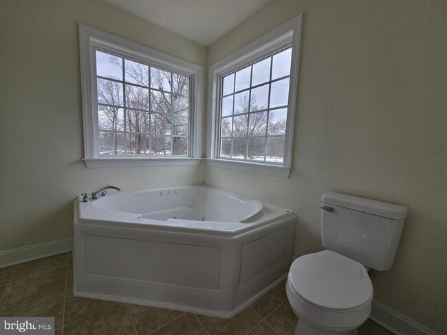 Building Photo - 271 Ashton Ct