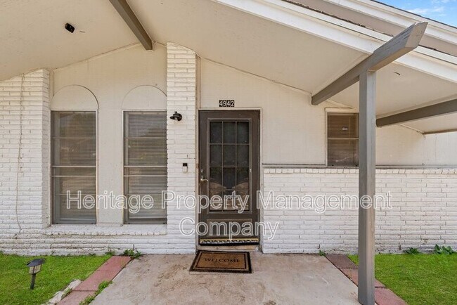 Building Photo - 4942 Driskill St
