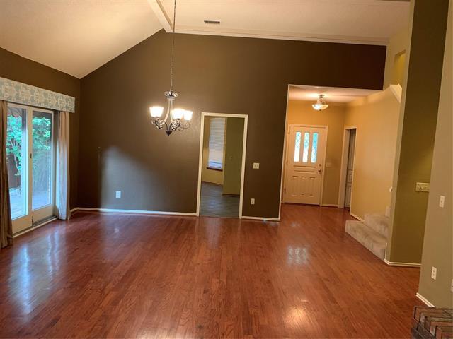 Building Photo - 245 Tanbark Cir