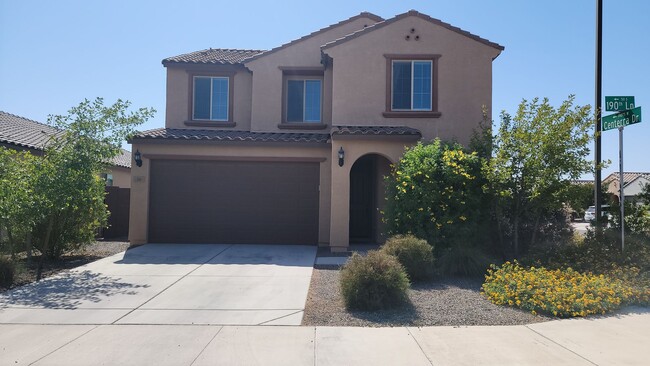 Building Photo - Closer to Goodyear than Buckeye! Gorgeous house!