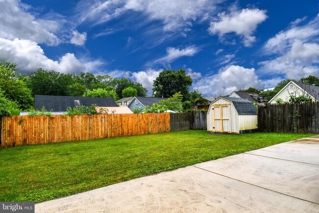 Building Photo - 503 Woodston Rd