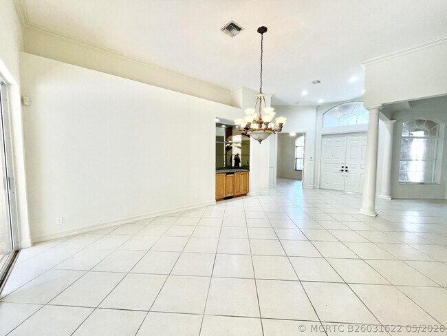 Building Photo - 21232 Rock Ridge Dr
