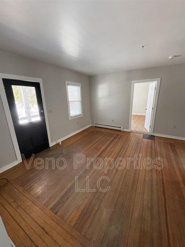 Building Photo - 24 W Main St