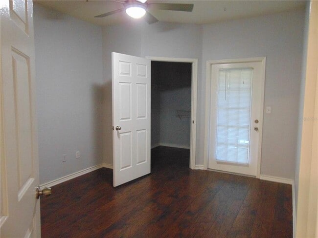 Building Photo - 4323 Bayside Village Dr