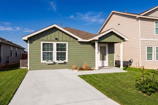 Building Photo - Stylish One Story Living with Modern Upgrades and Resort Style Amenities