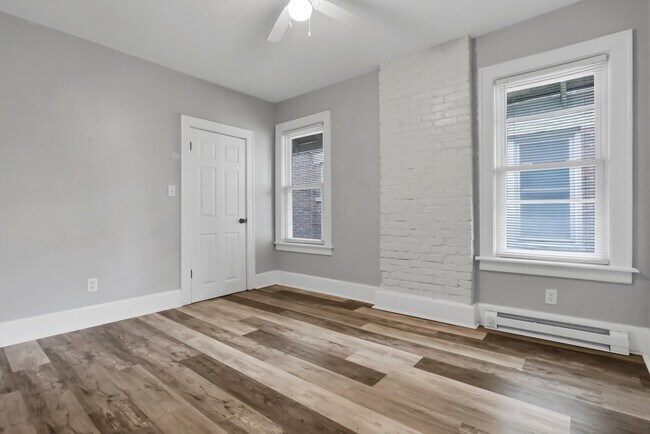 Building Photo - 1378 N 4th St